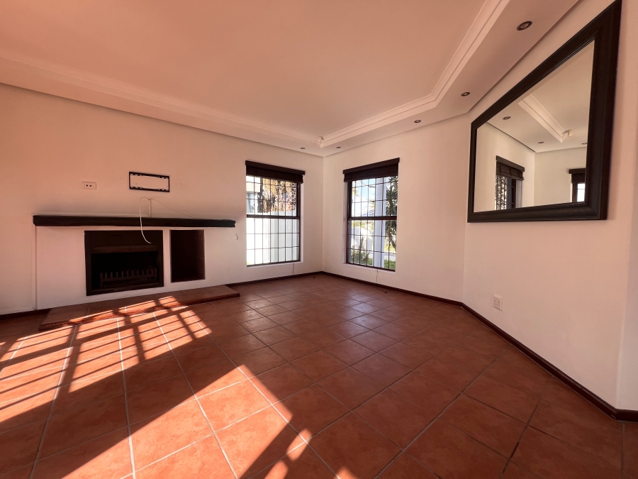 To Let 3 Bedroom Property for Rent in West Beach Western Cape
